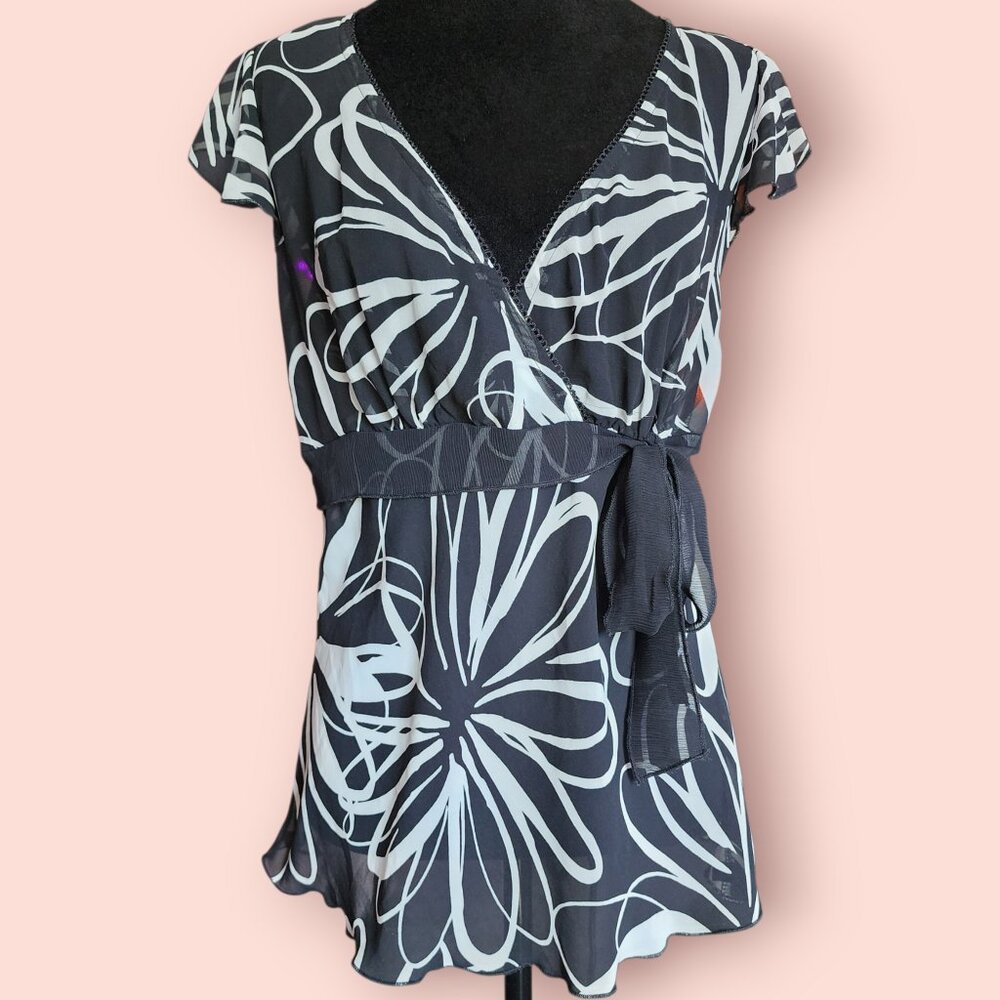VTG black and white sheer floral babydoll Y2K boho fairy coquette top size L
